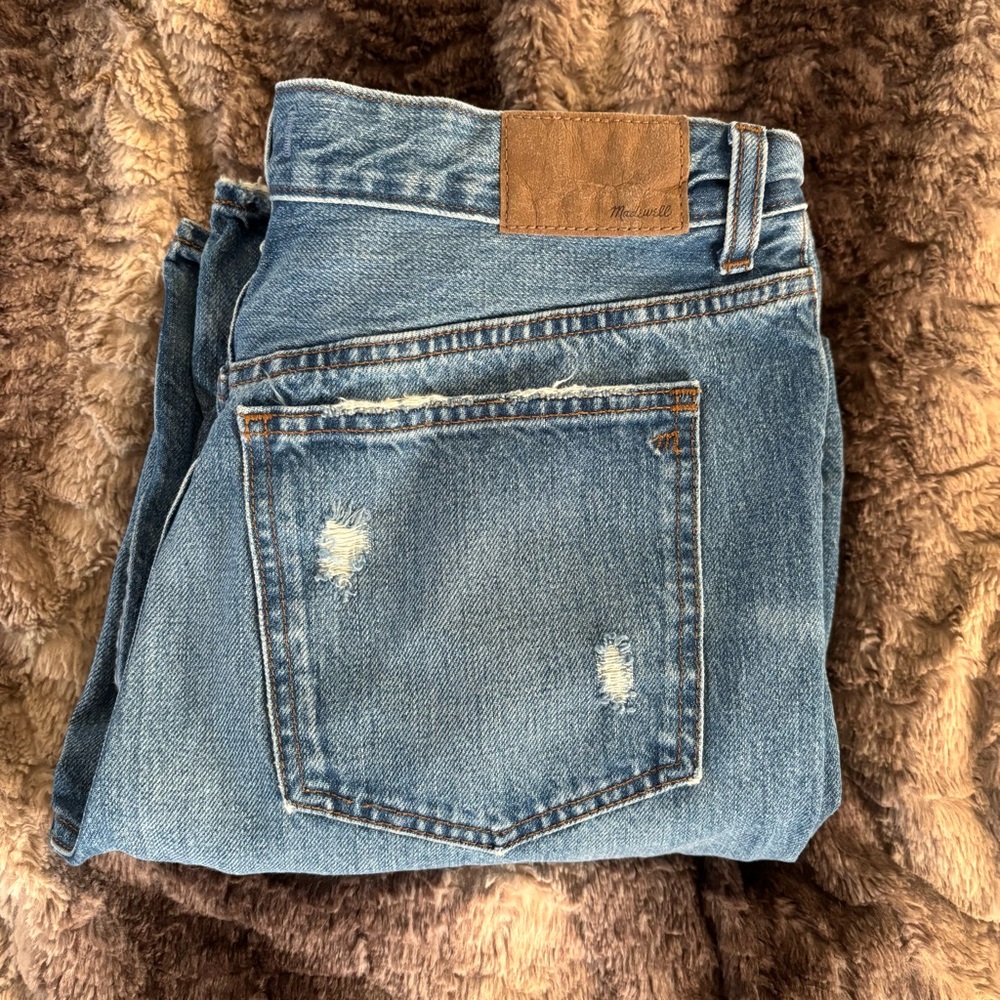 Madewell wide leg button fly jeans - vintage distressed blue